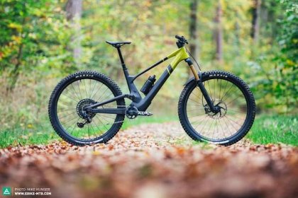 New SCOTT Voltage eRIDE 900 Tuned 2024 first ride review – The wizard of light eMTBs? | E-MOUNTAINBIKE Magazine