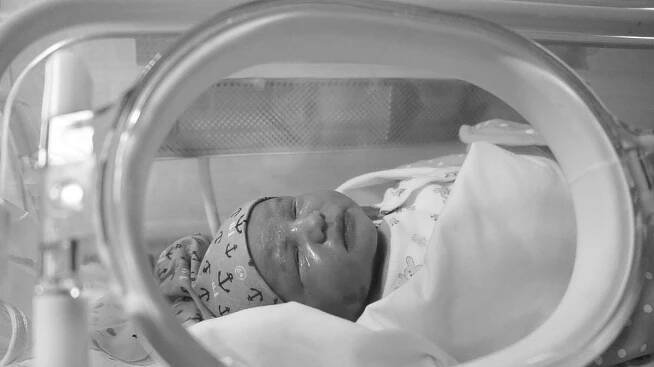 Rodičům dříve narozených dětí by měla pomáhat nová aplikace. S informacemi, i pocitem osamělosti