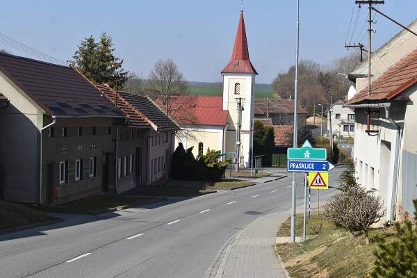 Pod Pačlavice spadá i Lhota a Pornice. Všechno tak děláme třikrát, říká starosta