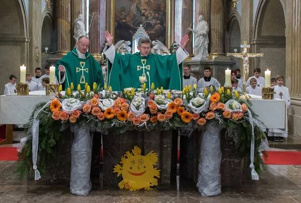 Eucharistie – Farnost Velehrad