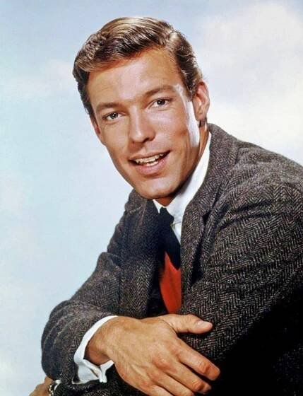 Mužný Richard Chamberlain. Na plátně sváděl ženy, v soukromí miloval muže