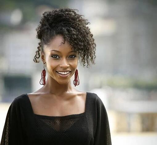 Yaya DaCosta fotka