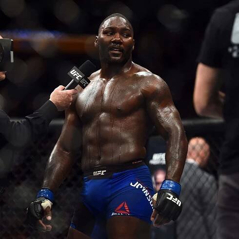 Anthony Johnson Defeated By Daniel Cormier In 2017 UFC 10 Wallpaper