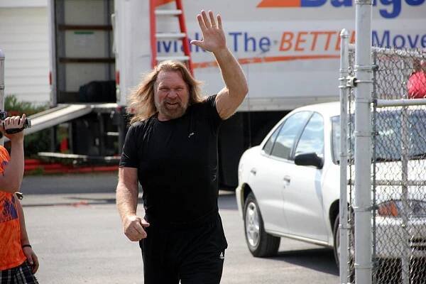 Jim Duggan - Wikipedia