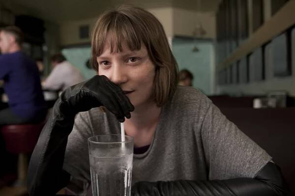 Mapy ke hvězdám (2014) - Recenze, Galerie, Videa a Články