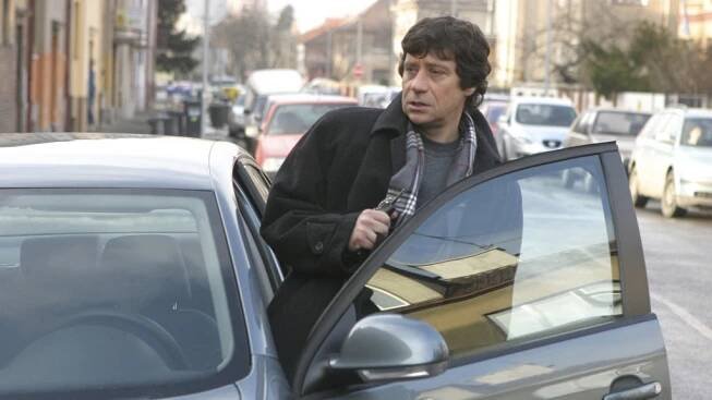 Drsné bouračky v seriálu Ulice: Pavel Kříž měl nehodu dvakrát, Jakub Štáfek se obešel bez kaskadéra a získal lásku – Lifee.cz