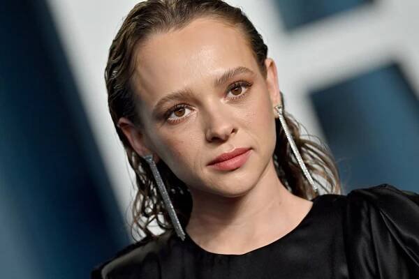 BEVERLY HILLS, CALIFORNIA - MARCH 27: Shira Haas attends the 2022 Vanity Fair Oscar Party hosted by Radhika Jones at Wallis Annenberg Center for the Performing Arts on March 27, 2022 in Beverly Hills, California. (Photo by Axelle/Bauer-Griffin/FilmMagic)