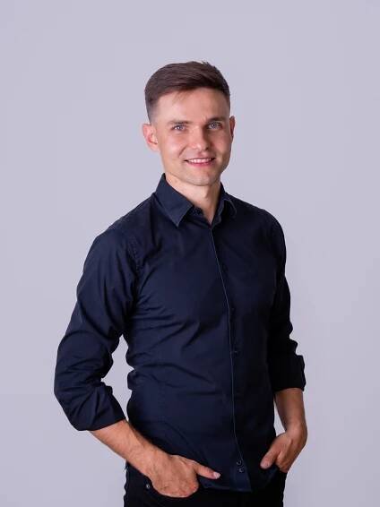 Tomas Surovec lektor House of dance