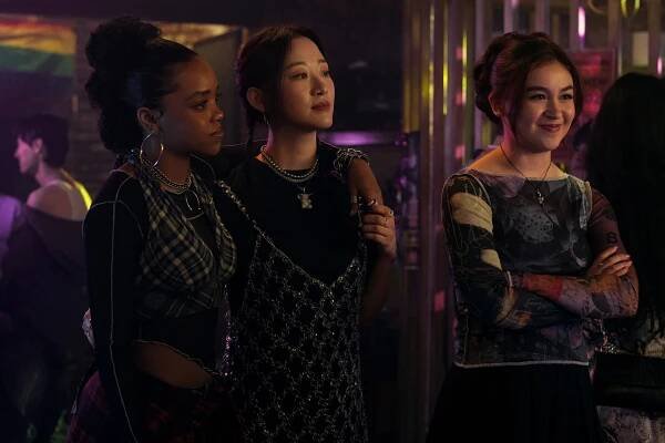 Regan Aliyah, Gia Kim, Anna Cathcart - XO, Kitty - Nepolíbená - Z filmu