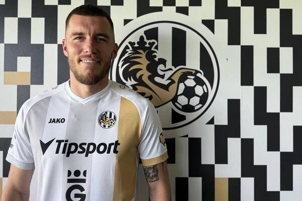 Návrat jako hrom! Dres Votroků obléká Tomáš Petrášek