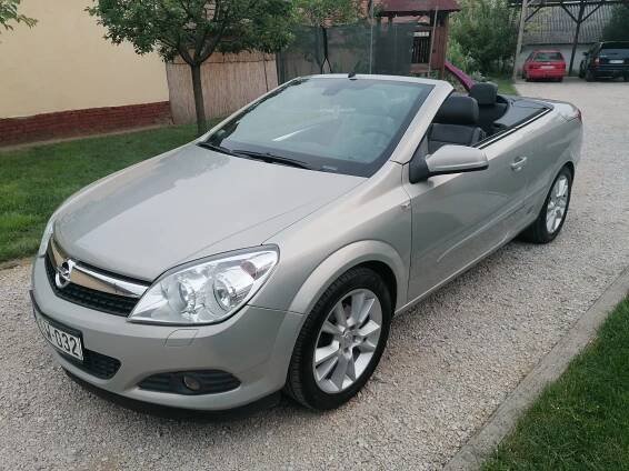Opel Astra - Twin Top Kabrio - Gácsi Car