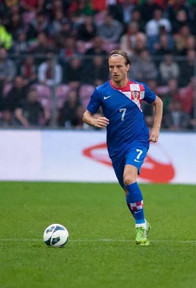 Soubor:Ivan Rakitić - Croatia vs. Portugal, 10th June 2013.jpg