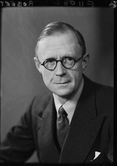 Kenneth Roberts-Wray