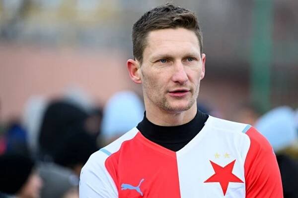 Stálice pražského fotbalu je v krizi. Čafku chtějí zachránit Roman Bednář a Milan Škoda
