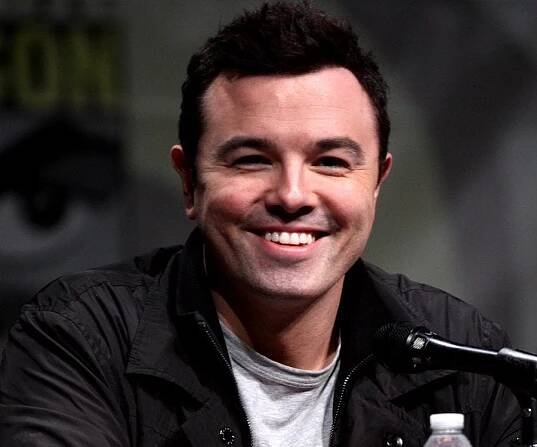 Seth MacFarlane Biography - Facts, Childhood, Family Life & Achievements