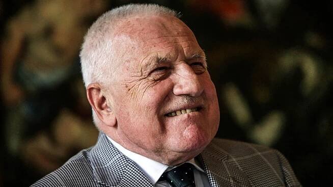 Václav Klaus je velký kritik neziskovek. Sám ale nyní působí ve čtyřech
