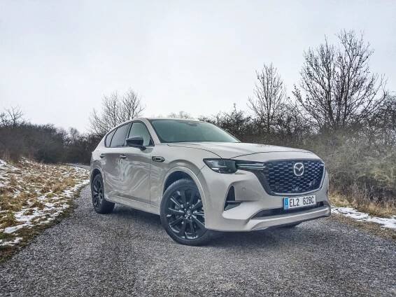 Test Mazdy CX-60 2.5 e-Skyactiv PHEV – rozpačité čekání na šestiválec – Autozin