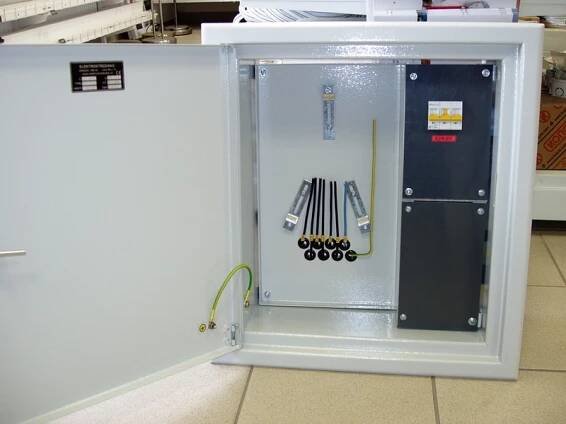 Výroba rozvaděčů NN do 1 kV