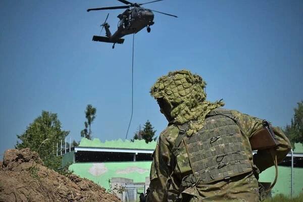 Speciální jednotky na Slovensku prochází tvrdým výcvikem. A nedisponuje jimi pouze armáda nebo policie
