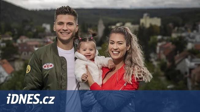 Takhle krásně urostlých chlapů moc není, říká manželka moderátora Urbana - iDNES.cz