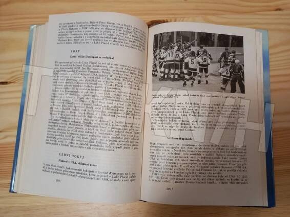 Kniha Zimní olympijské hry - od Chamonix 1924 k Lake Placid 1980 - Trh knih - online antikvariát