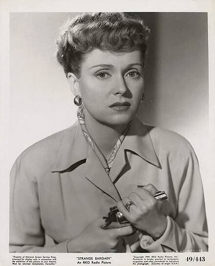 Strange Bargain - Fotosky - Martha Scott