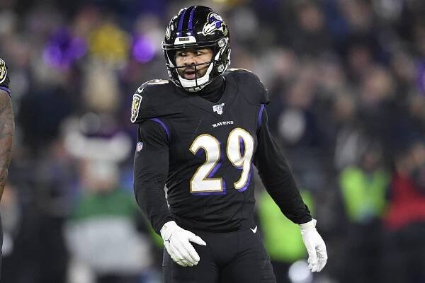 Earl Thomas Ravens contract car wash