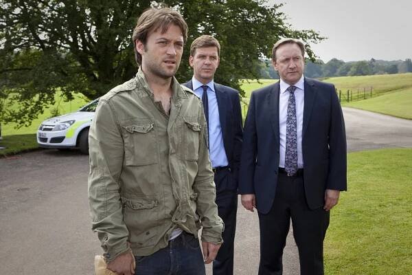 Vraždy v Midsomeru - Bílá a černá labuť - Z filmu - Paul Nicholls, Jason Hughes, Neil Dudgeon