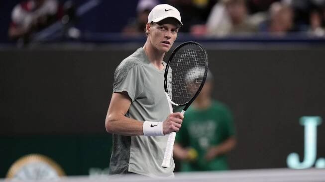 Jannik Sinner quells Tomas Machac to reach Shanghai Masters final