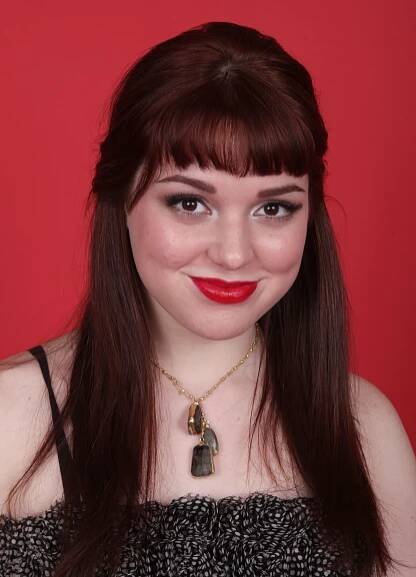 Jennifer Stone fotka
