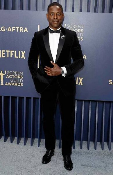  Sterling K. Brown attends the 30th Annual Screen Actors Guild Awards at Shrine Auditorium and Expo Hall on February 24, 2024 in Los Angeles, California