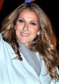 Soubor:Céline Dion 2012.jpg