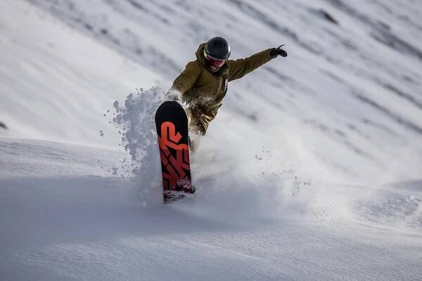 Snowboard und Snowparks
