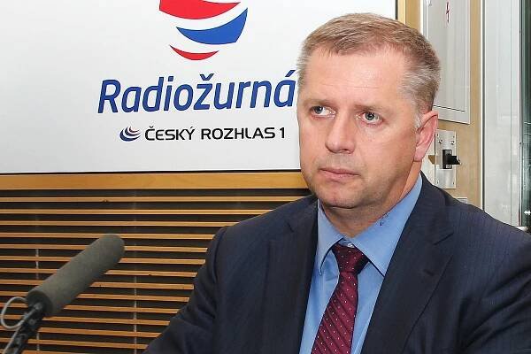 Bendl ujistí EU, že Česko zná zdroj otrav a chystá zmírnit prohibici
