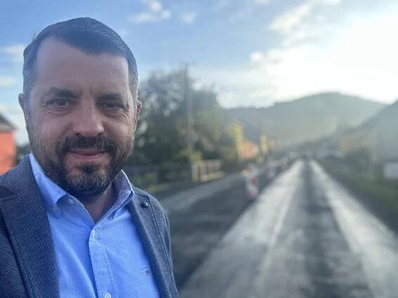 Ošizený materiál a postupy, chybějící vrstvy. Kontrola ukázala podvody u oprav silnic v Olomouckém kraji