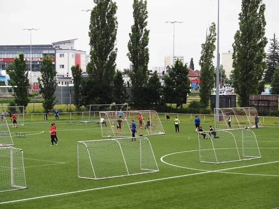 Turnaj fotbalových brankářů Keeperbattle 2021 v Hradci na Slavii ovládl Godula