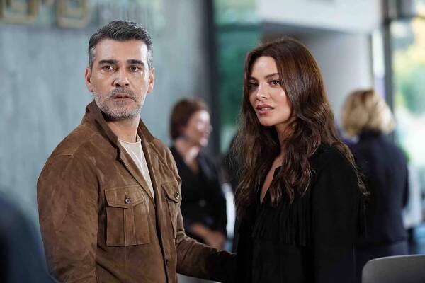 Zemheri - Episode 1 - Z filmu - Caner Cindoruk, Hazal Filiz Küçükköse