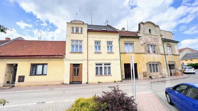Řadový dům v blízkosti centra | Tajovský reality 