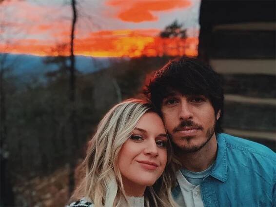 Kelsea Ballerini and Morgan Evans' Relationship Timeline: Photos