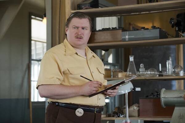 Manhattan - Perestrojka - Z filmu - Michael Chernus