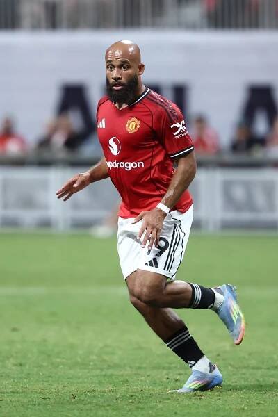 Manchester United's Bryan Mbeumo (19) playing soccer.