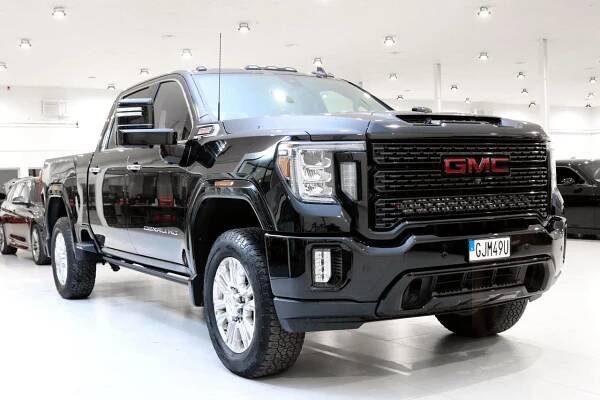 GMC Sierra Denali 2500 HD Crew Cab 6.6 V8 Duramax 4WD