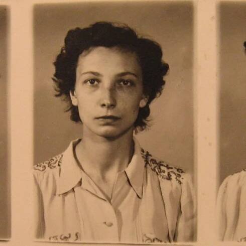 Vězeňská fotografie Milušky Havlůjové z roku 1953 | foto: Post Bellum