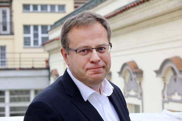 Ředitel ČT Jan Souček se setkal s Václavem Moravcem kvůli jeho výroku o exprezidentovi Václavu Klausovi. Souček...