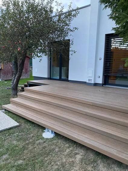 Terasová WPC doska v dekore Buk | WoodPlast
