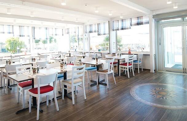 Restaurant Heimathafen in Laboe - Tische