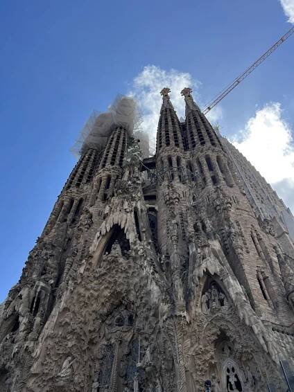 La Sagrada Familia Church Belongs On Your Barcelona Bucket List! - Enthusiastic About Life