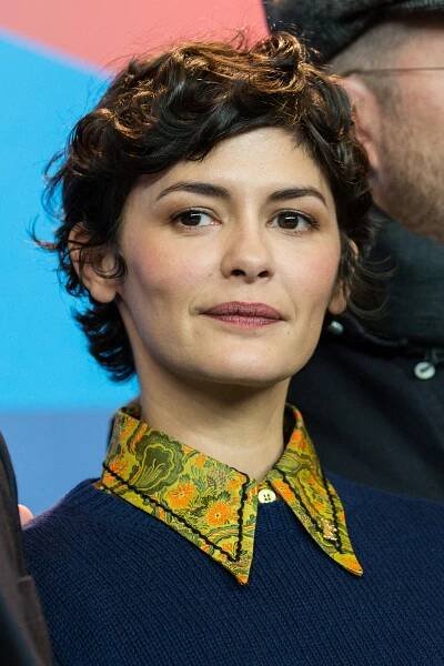 56 Celebrities With Beauty Mark (Moles)