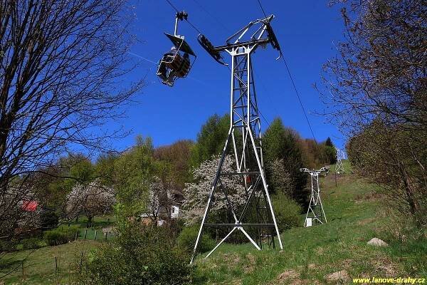 Sedačková lanovka Krupka - Komáří Vížka