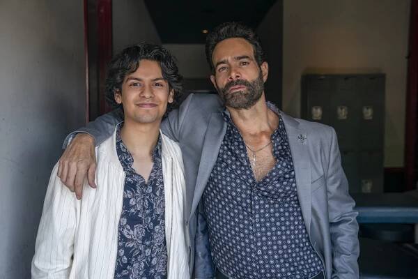 Xolo Maridueña, Luis Roberto Guzmán - Cobra Kai - Molé - Z natáčení